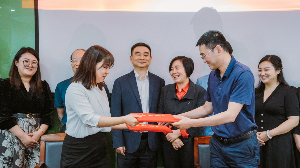 强强联合丨Topay钱包科技生物海外BD战略合作签约